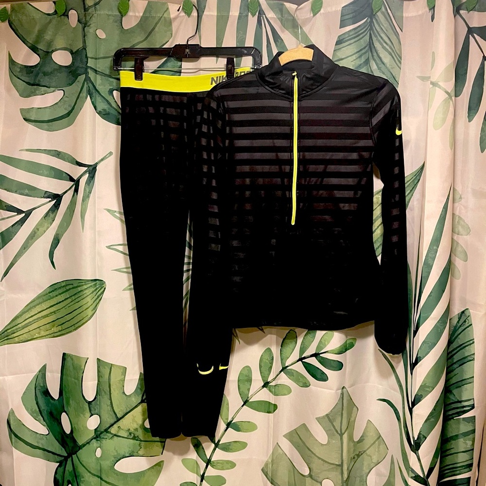 3 piece Nike pro workout 🏋️‍♀️ set